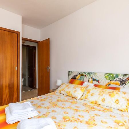 ולנסיה Isola Beachside Apartment מראה חיצוני תמונה