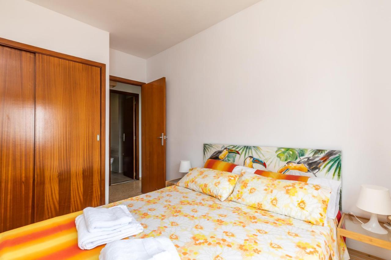 ולנסיה Isola Beachside Apartment מראה חיצוני תמונה