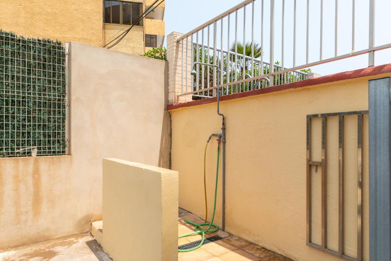 ולנסיה Isola Beachside Apartment מראה חיצוני תמונה