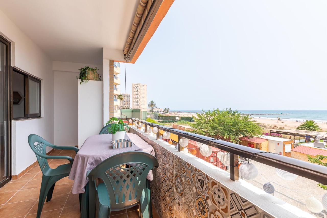 ולנסיה Isola Beachside Apartment מראה חיצוני תמונה