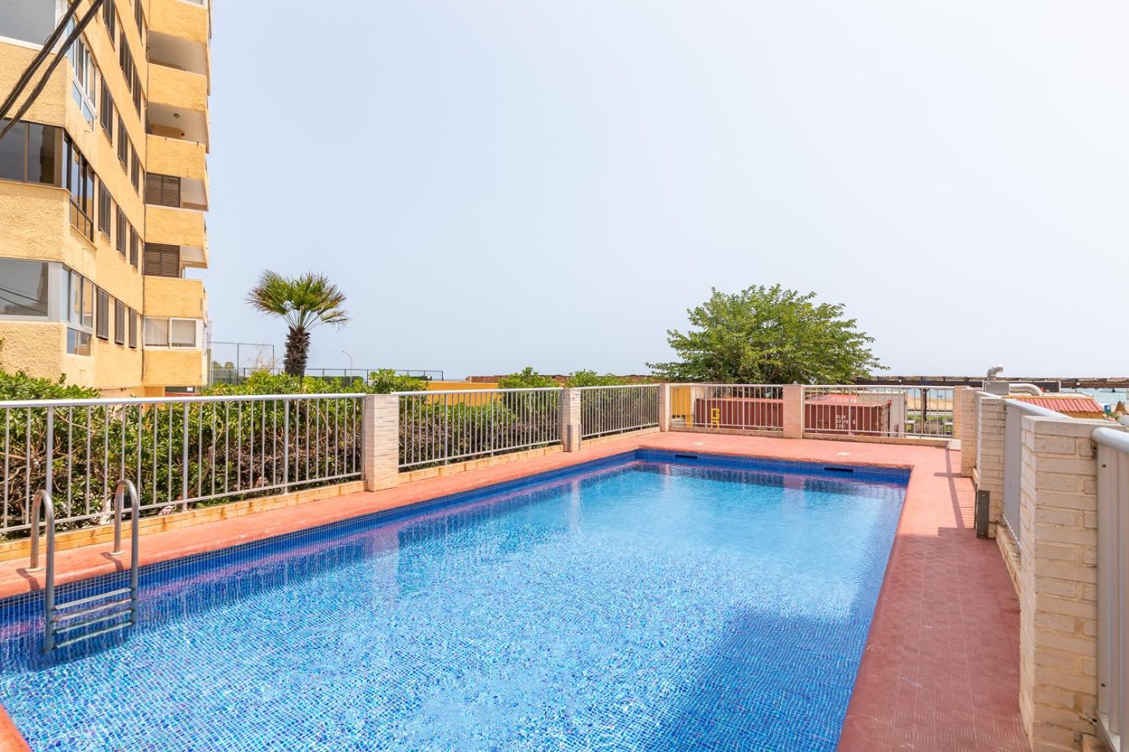 ולנסיה Isola Beachside Apartment מראה חיצוני תמונה